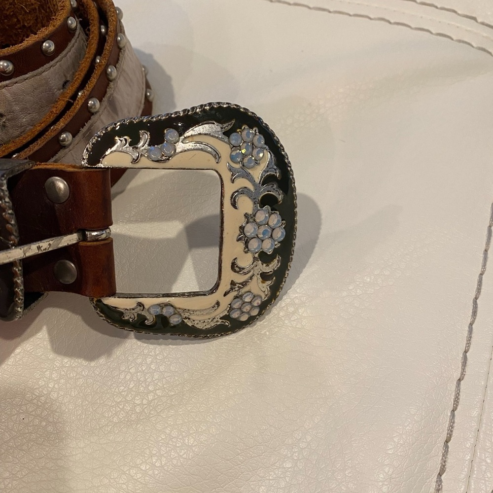 Western Studded Belt with Silver Buckle Belt size M - Picture 2 of 7